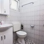 Skundric 2 By Interhome Apartamento