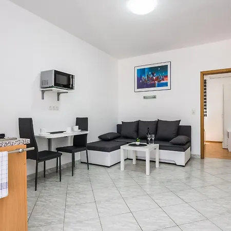Apartment Skundric 2 By Interhome Vir